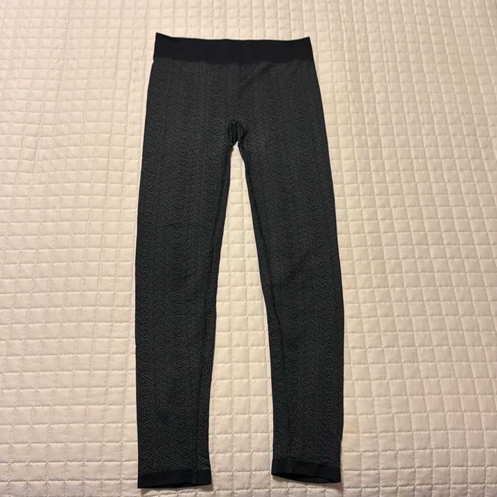 Title Nine - Spark Herringbone Leggings - Black